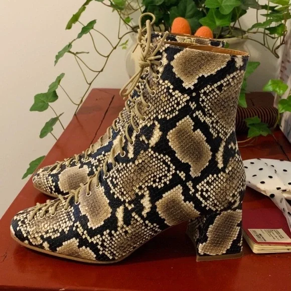 By Far Size 38 Becca Snakeskin Lace Up Heeled Boots - Picture 4 of 6
